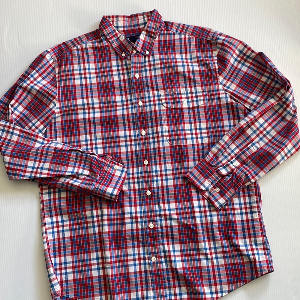 Gap Factory slim fit red, white & blue long sleeve button down shirt. Men’s XL